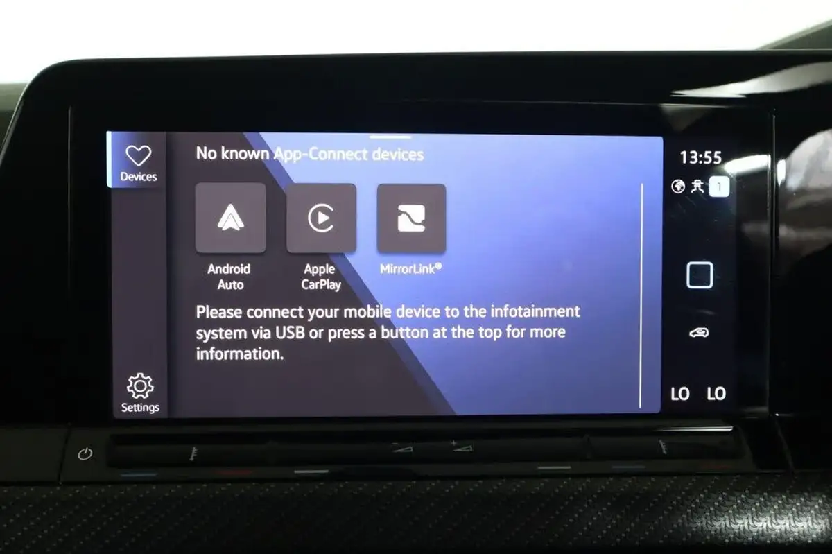 2021-volkswagen-golf-20-tsi-r-hatchback-big-40