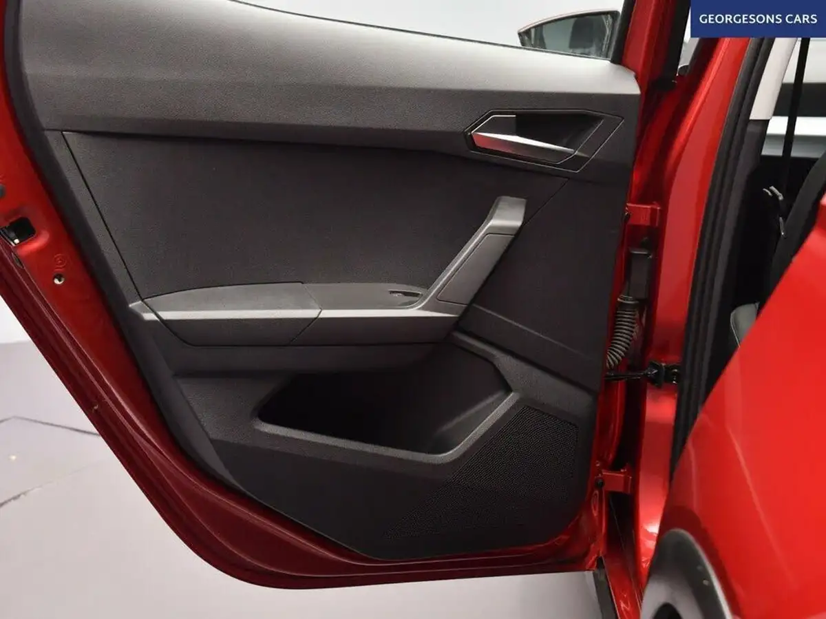 2022-seat-arona-10-tsi-evo-se-technology-big-19