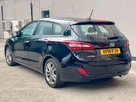 2017-hyundai-i30-16crdi-premium-136ps-blue-drive-tourer-small-2