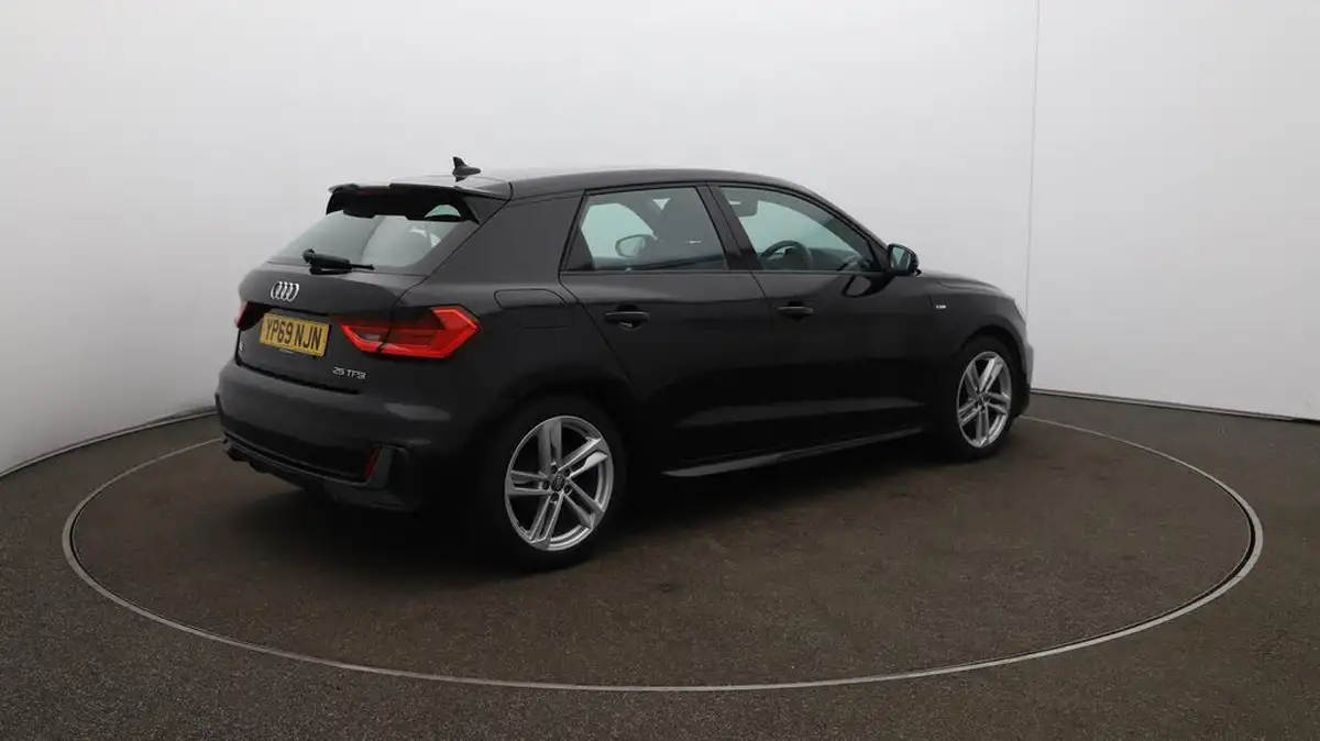 2019-audi-a1-10-25-tfsi-s-line-big-53