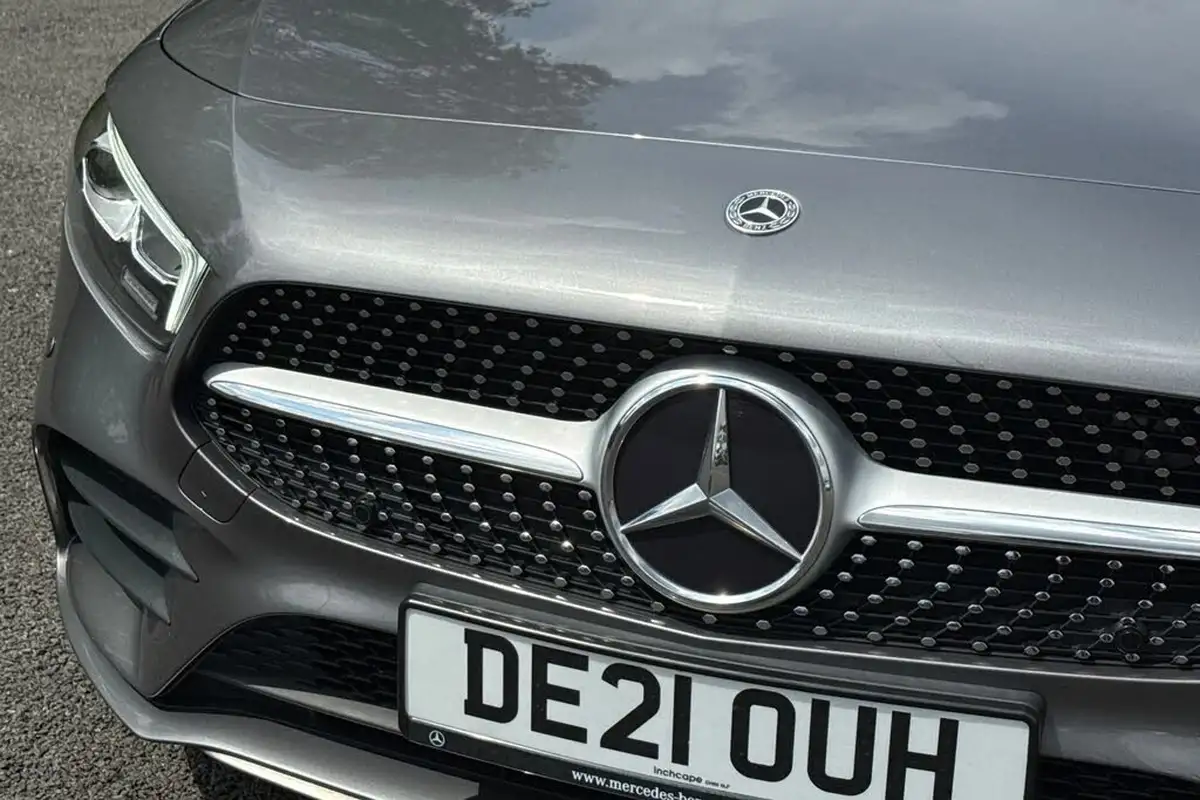 2021-mercedes-benz-a-class-20d-a220d-amg-line-hatchback-5d-big-26