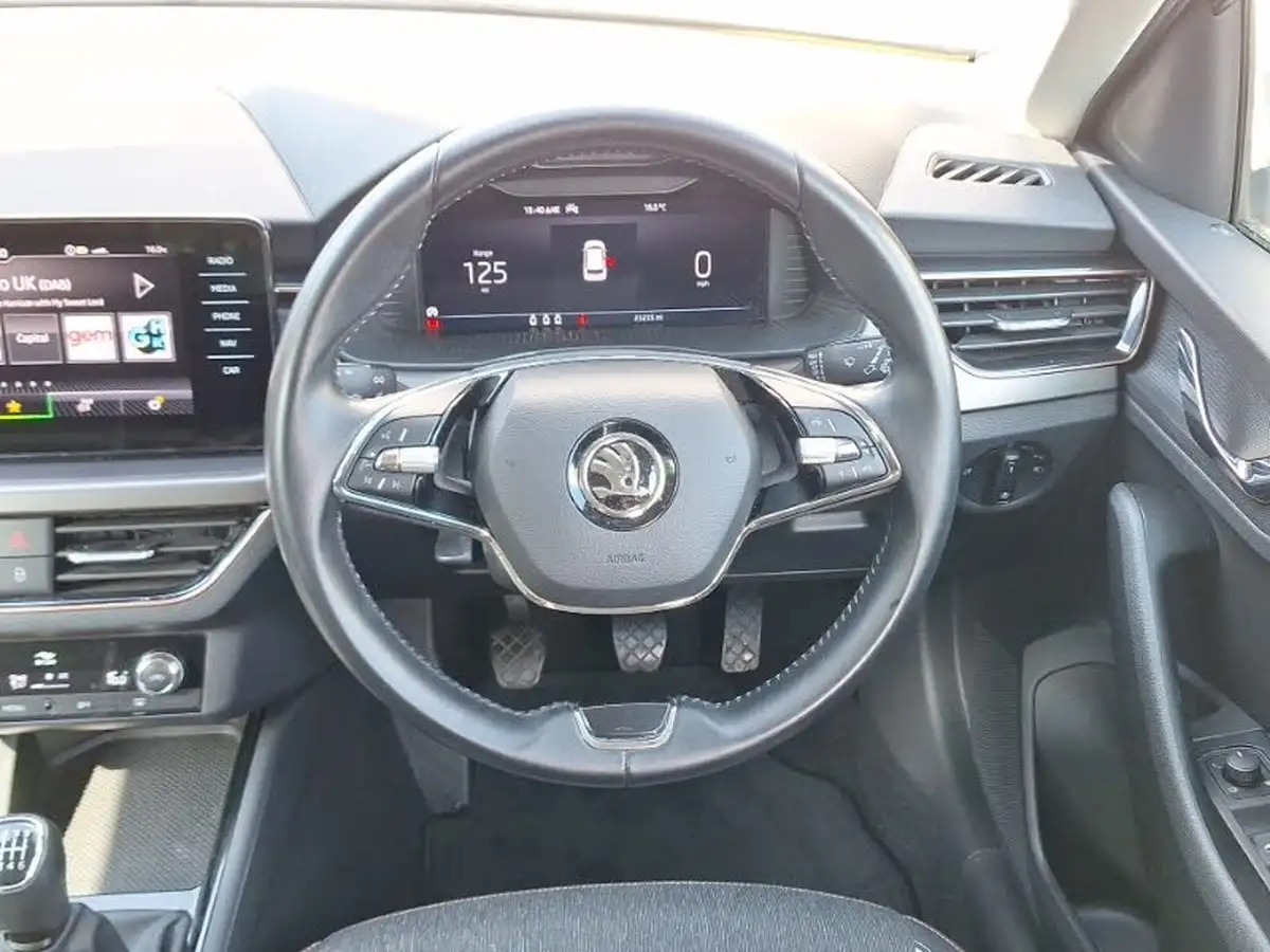 2022-skoda-kamiq-10-tsi-se-l-big-6