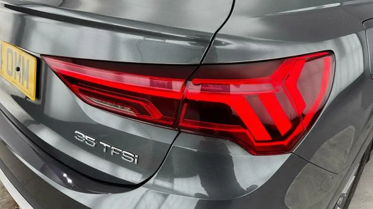 2024-audi-q3-15-35-tfsi-s-line-sportback-tronic-big-29