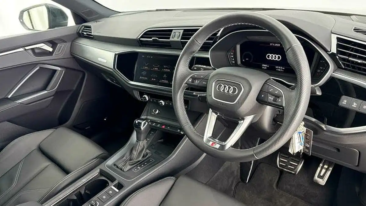 2024-audi-q3-15-35-tfsi-s-line-sportback-tronic-big-5