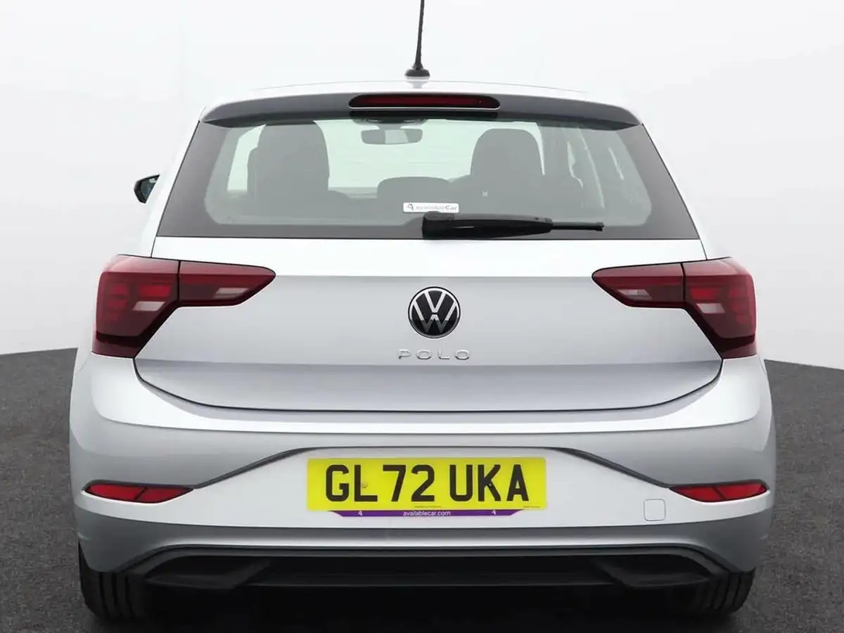 2022-volkswagen-polo-10-tsi-life-big-3