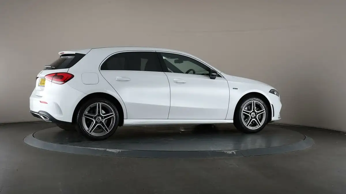 2021-mercedes-benz-a-class-13-a250e-amg-line-hatchback-5d-big-63