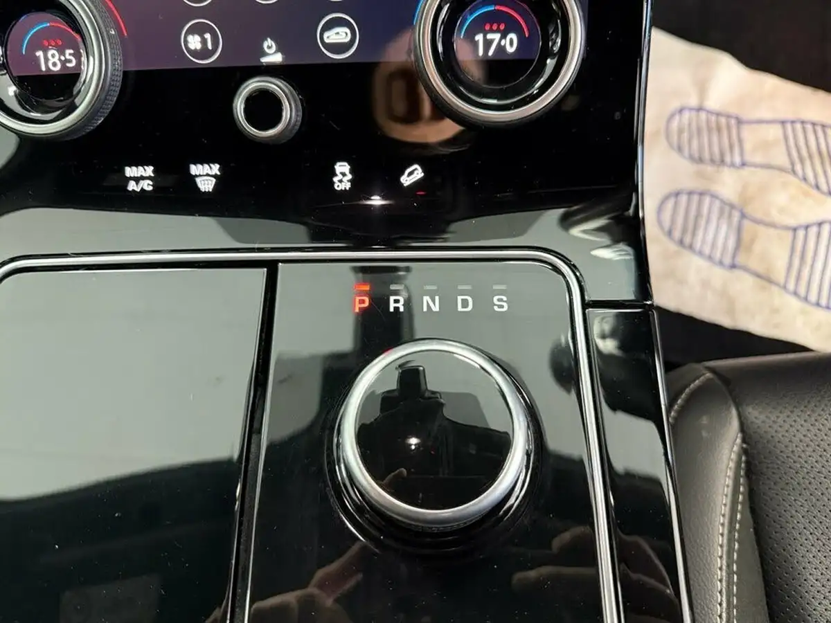 2018-land-rover-range-rover-velar-30-d300-r-dynamic-s-ss-big-47
