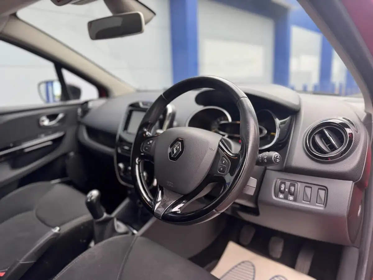 2014-renault-clio-12-dynamique-big-21