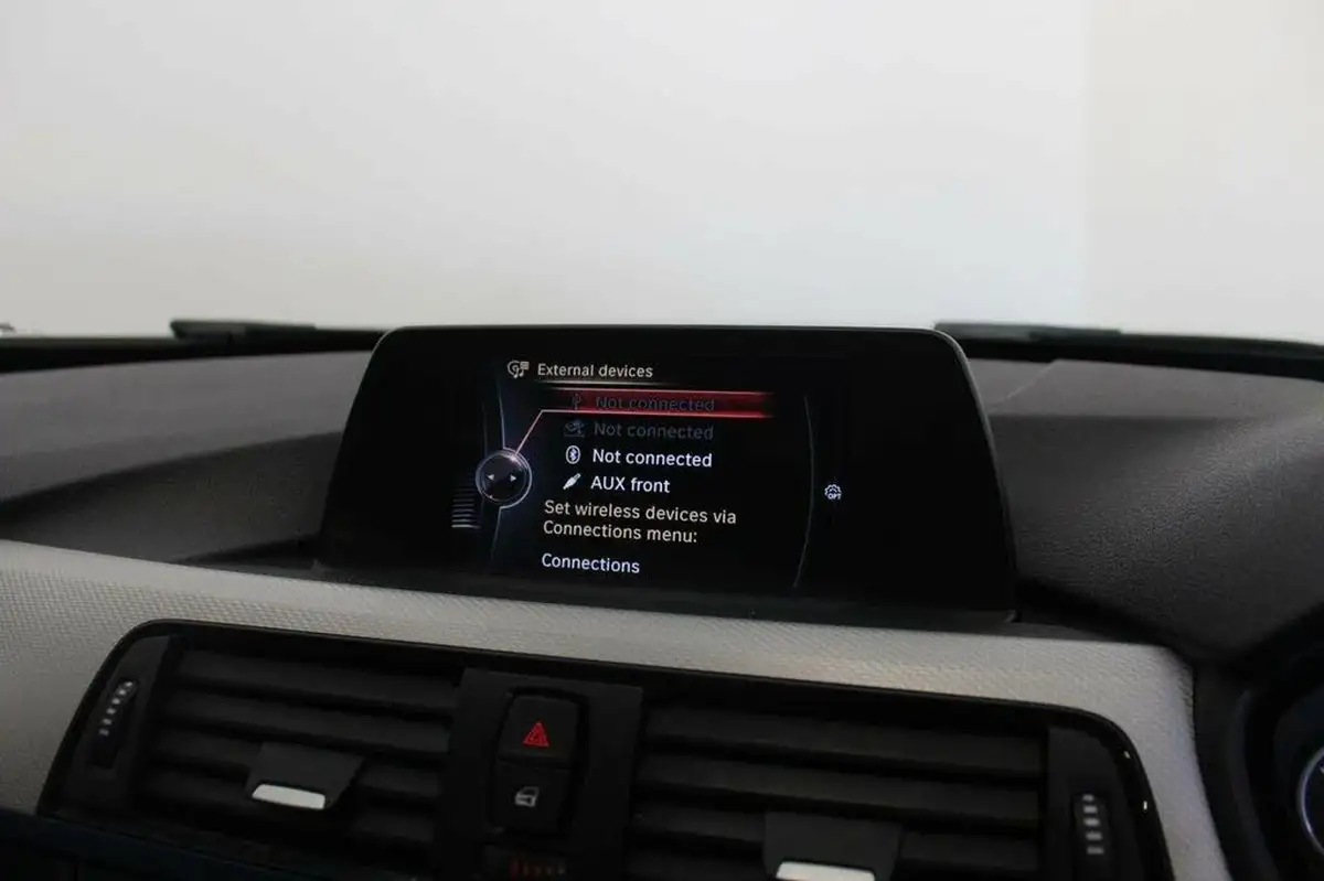 2014-bmw-3-series-20td-320d-m-sport-184bhp-blueperformance-ss-saloon-4d-big-33
