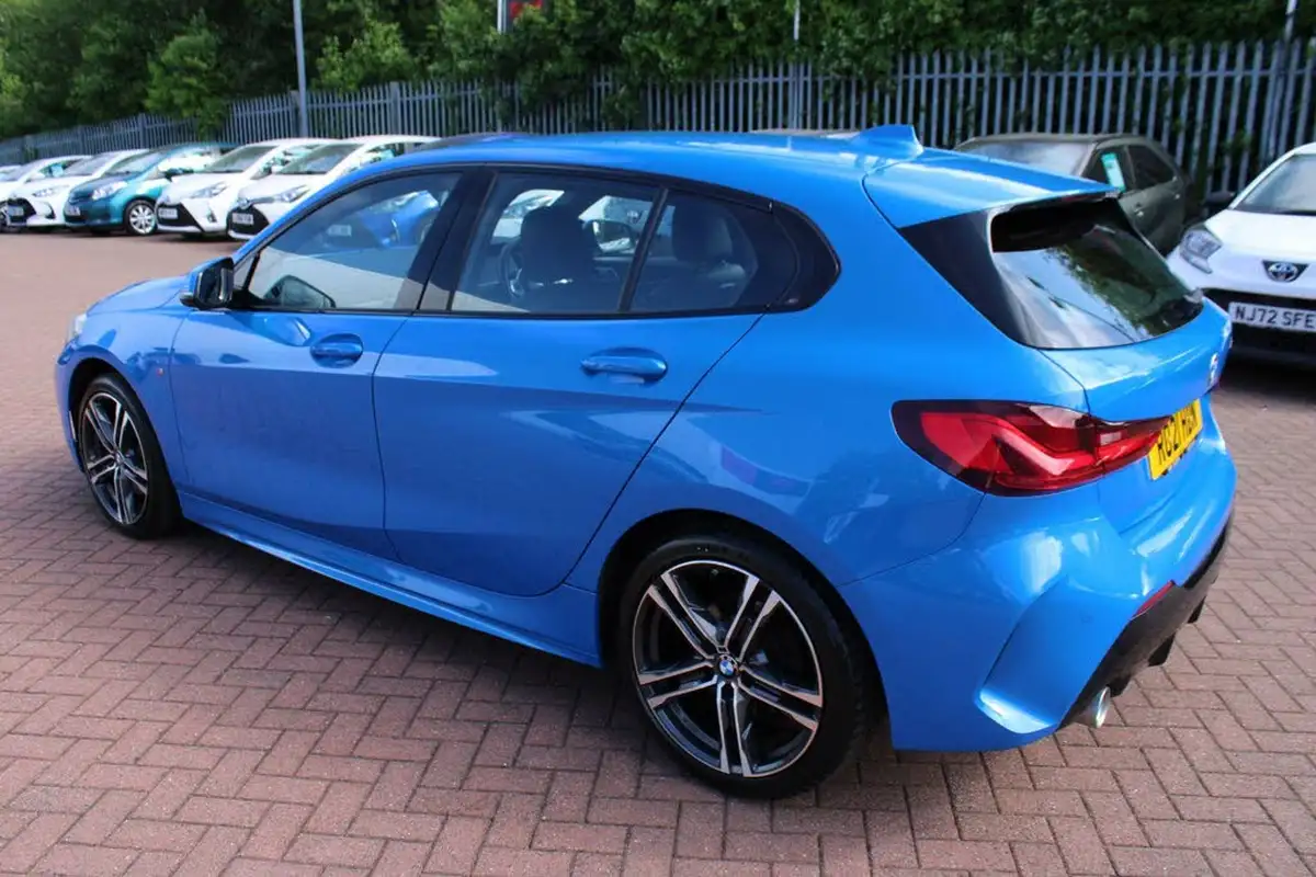 2021-bmw-1-series-15-118i-m-sport-lcp-dct-big-7