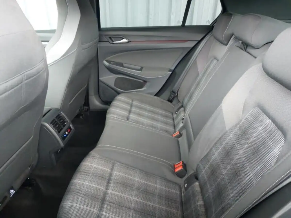 2022-volkswagen-golf-20tdi-gtd-big-5