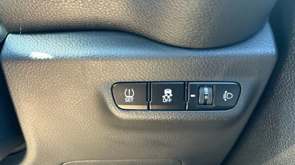 2022-kia-picanto-10-x-line-s-auto-seq-big-16