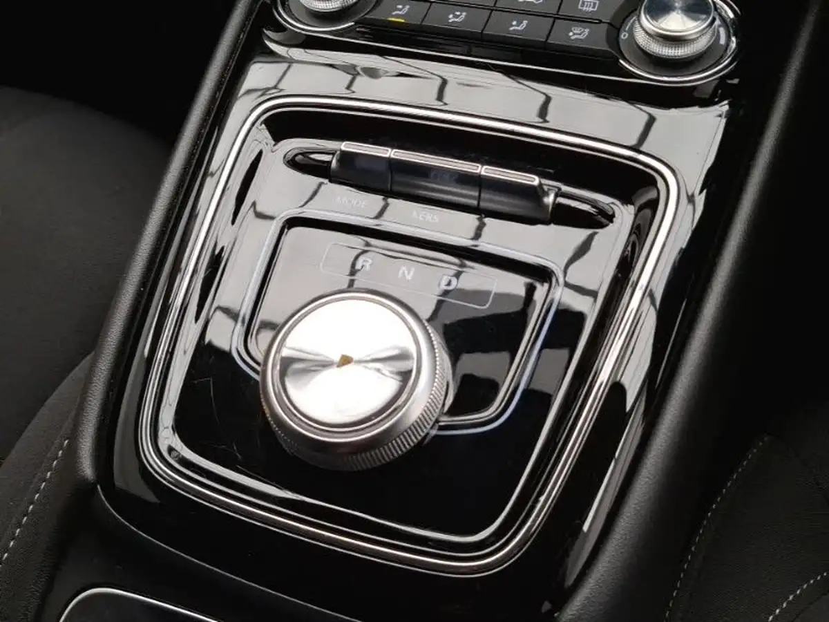 2021-mg-mg5-e-excite-ev-big-16
