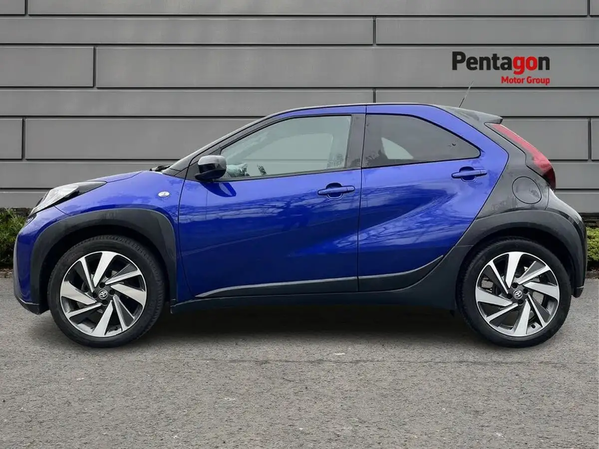 2022-toyota-aygo-x-10-vvt-i-edge-cvt-big-14