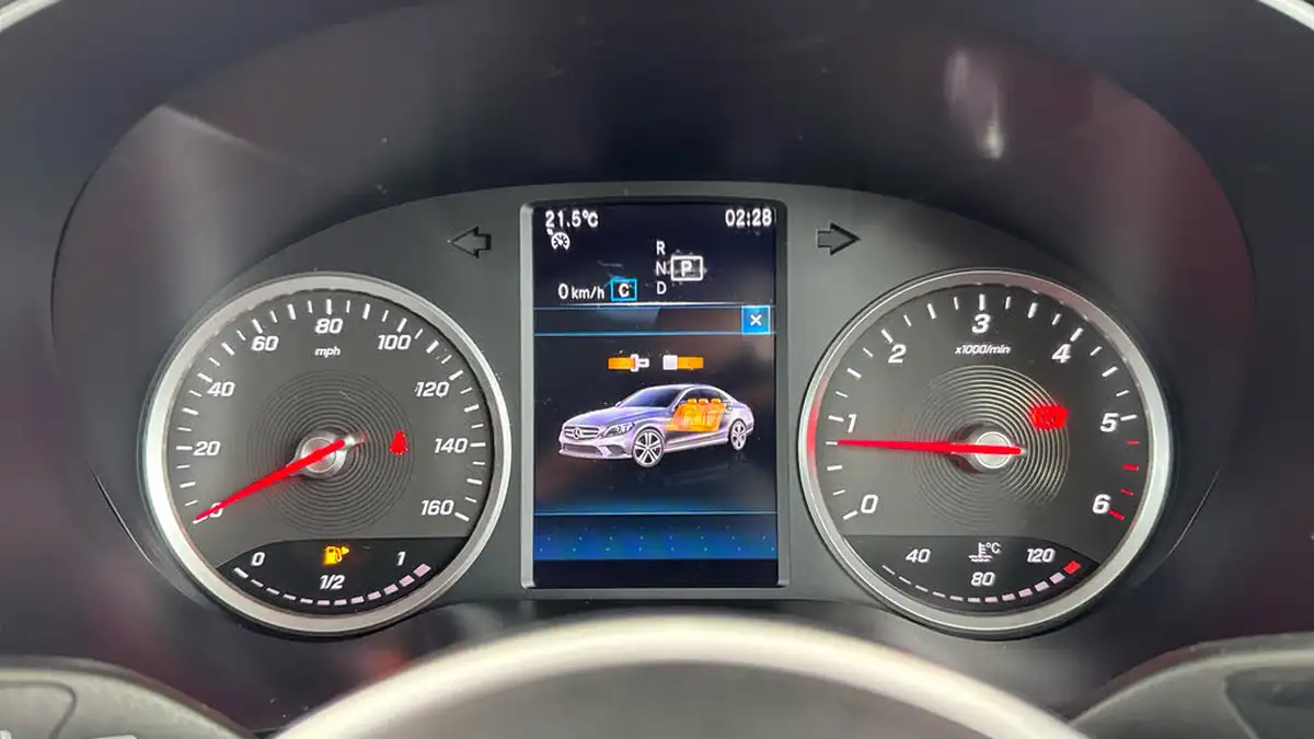 2020-mercedes-benz-glc-class-20d-glc220d-sport-big-12