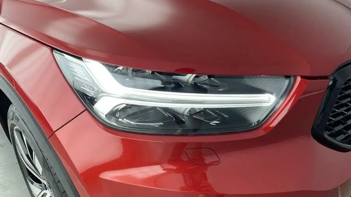 2022-volvo-xc40-15-t5-r-design-pro-big-39