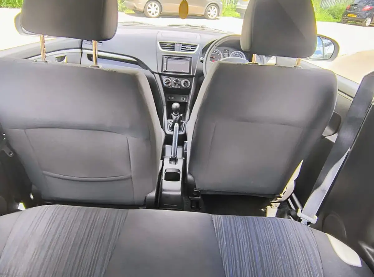 2015-suzuki-swift-12-sz3-3d-big-8