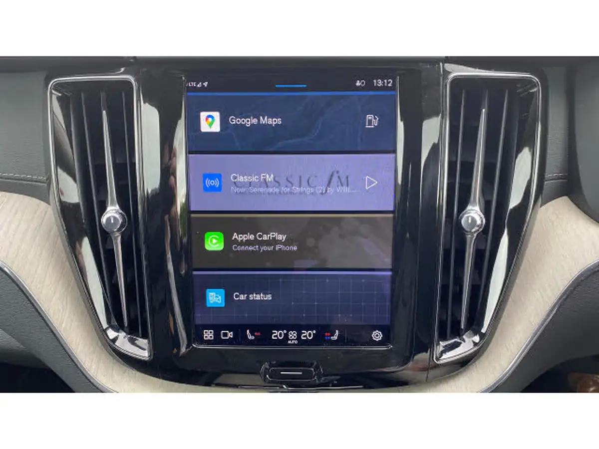 2021-volvo-xc60-20-b5-inscription-awd-big-28