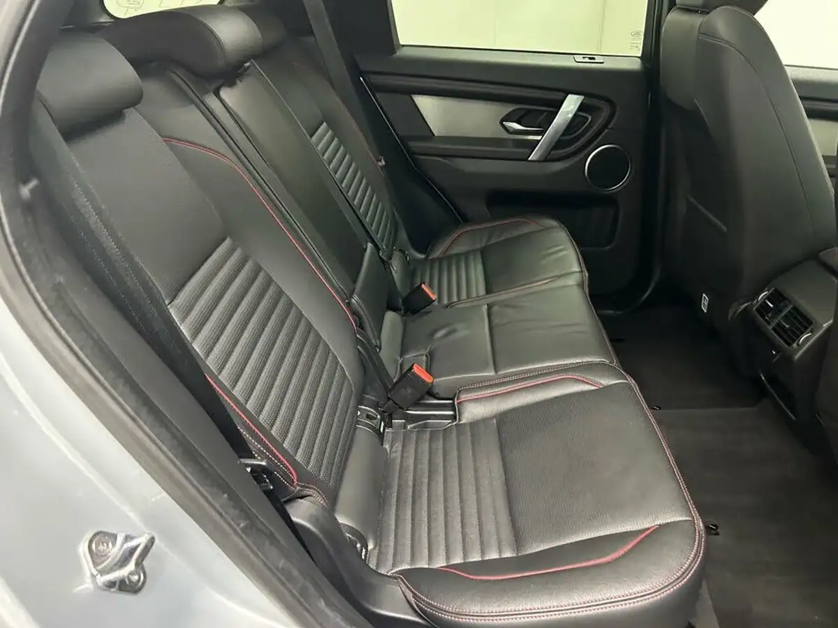 2022-land-rover-discovery-sport-15-p300e-r-dynamic-se-big-25