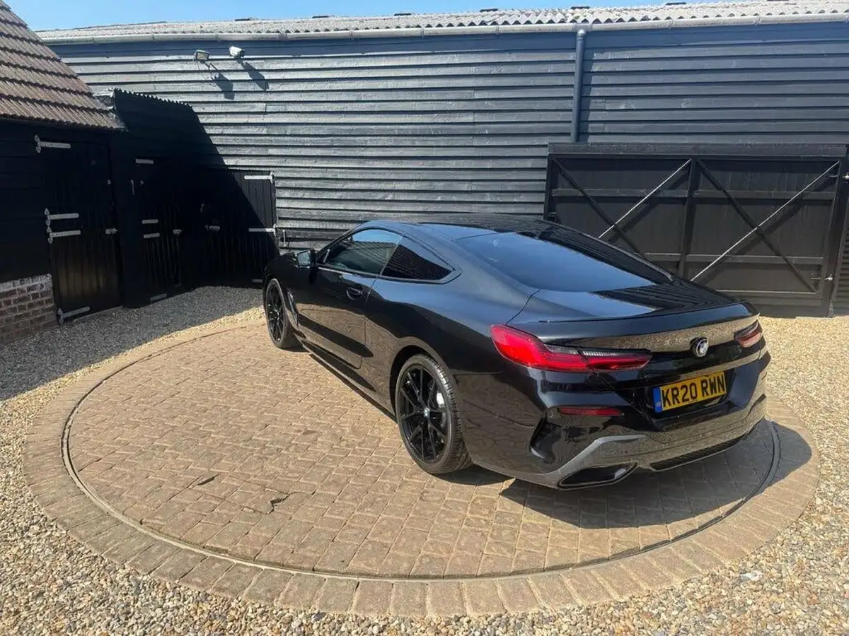 2020-bmw-8-series-30-840i-coupe-2d-big-32