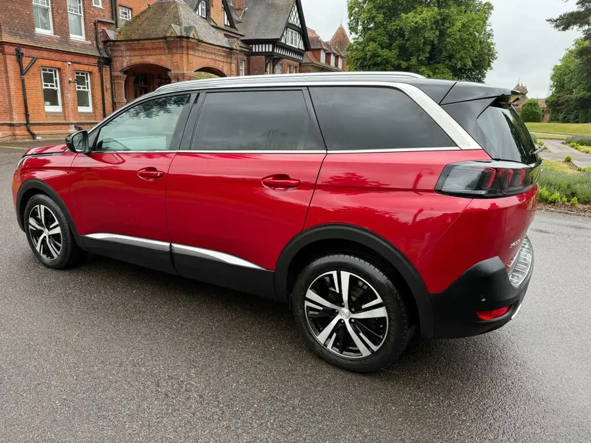 2021-peugeot-5008-suv-20-bluehdi-gt-177bhp-big-18