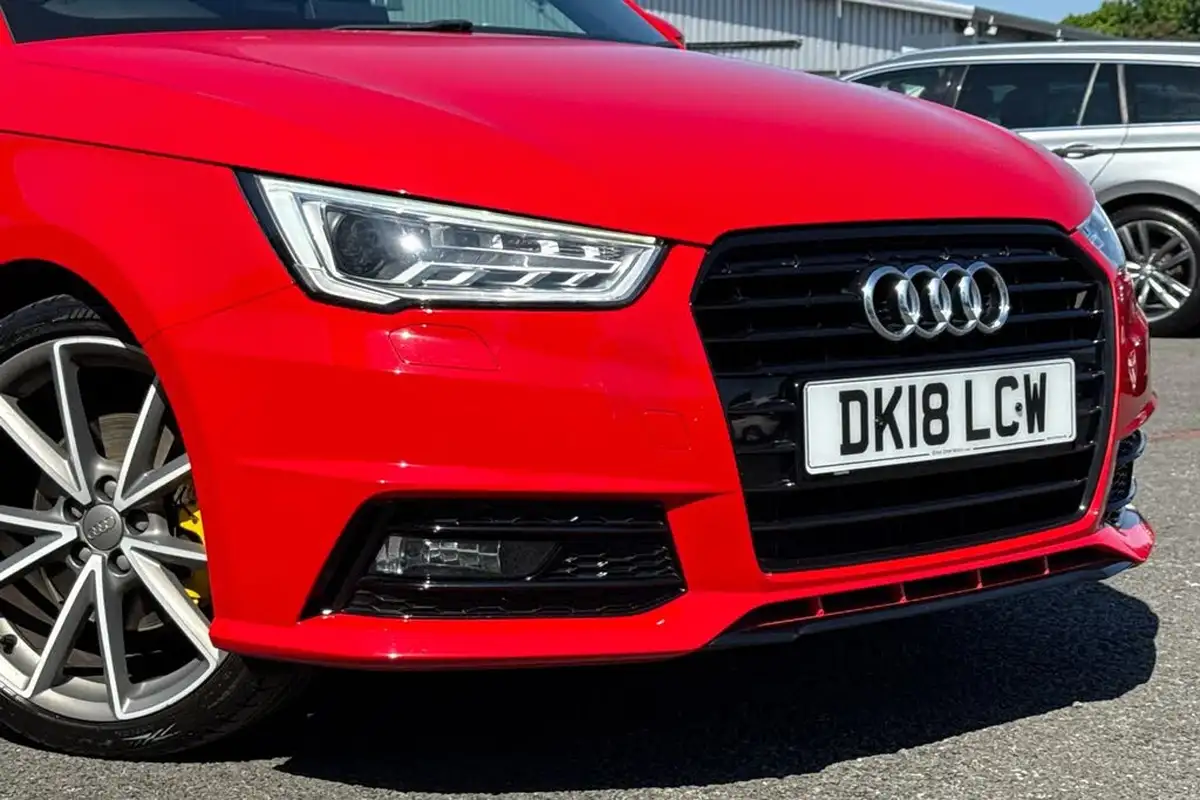 2018-audi-a1-14-tfsi-black-edition-nav-150ps-cod-sportback-5d-big-8