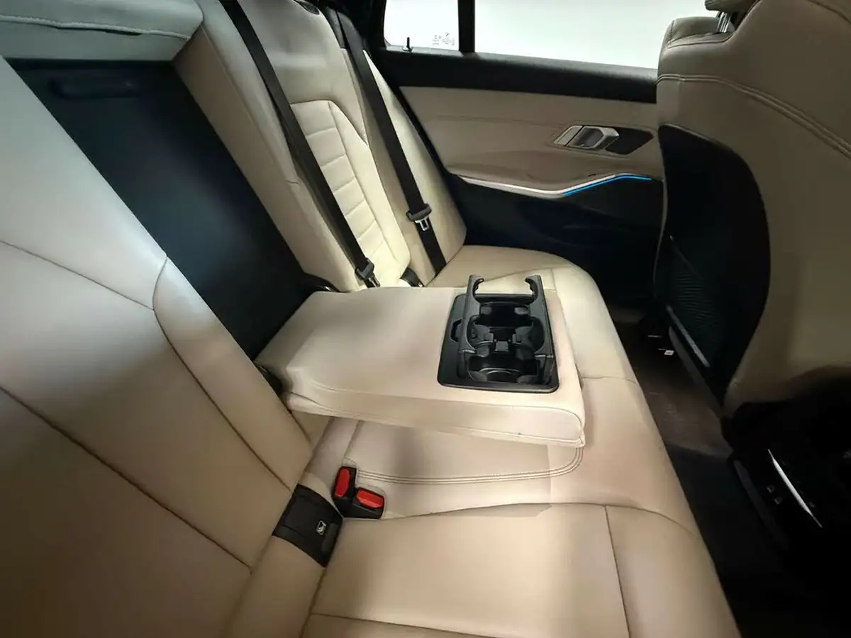 2021-bmw-3-series-20-330e-m-sport-touring-5d-big-35