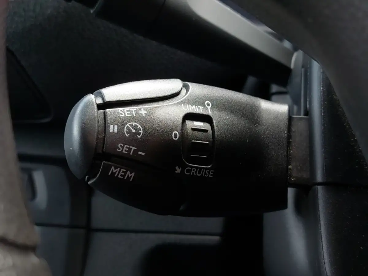 2019-citroen-c3-12-puretech-origins-82ps-big-16