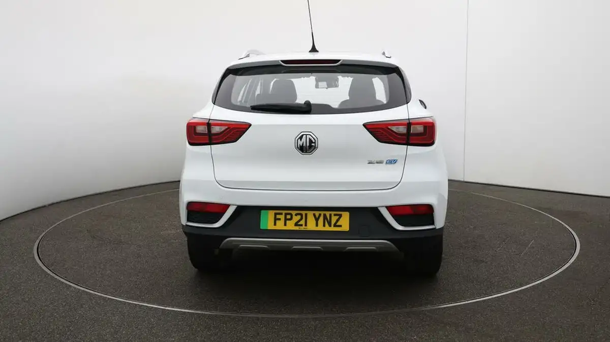2021-mg-zs-suv-e-exclusive-ev-big-55