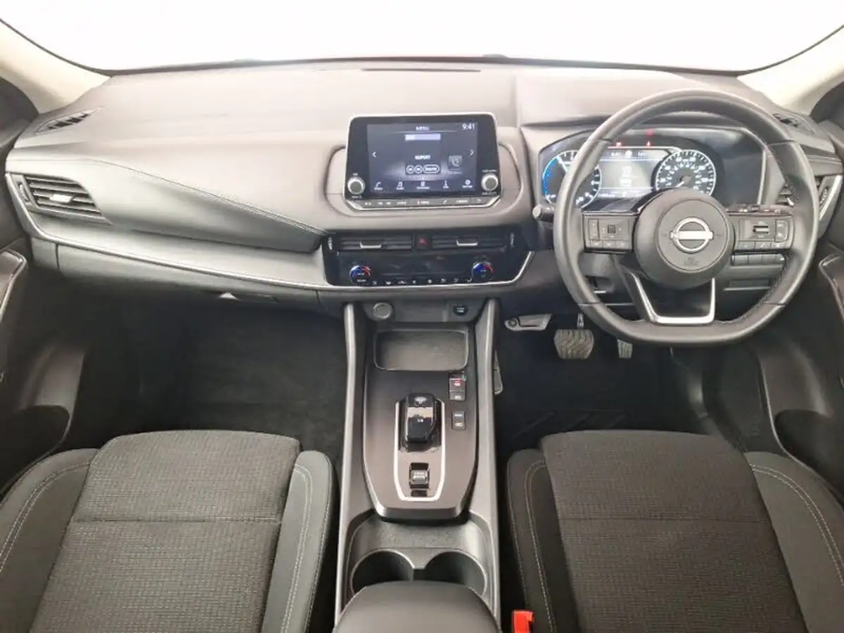 2022-nissan-qashqai-15-acenta-premium-big-2