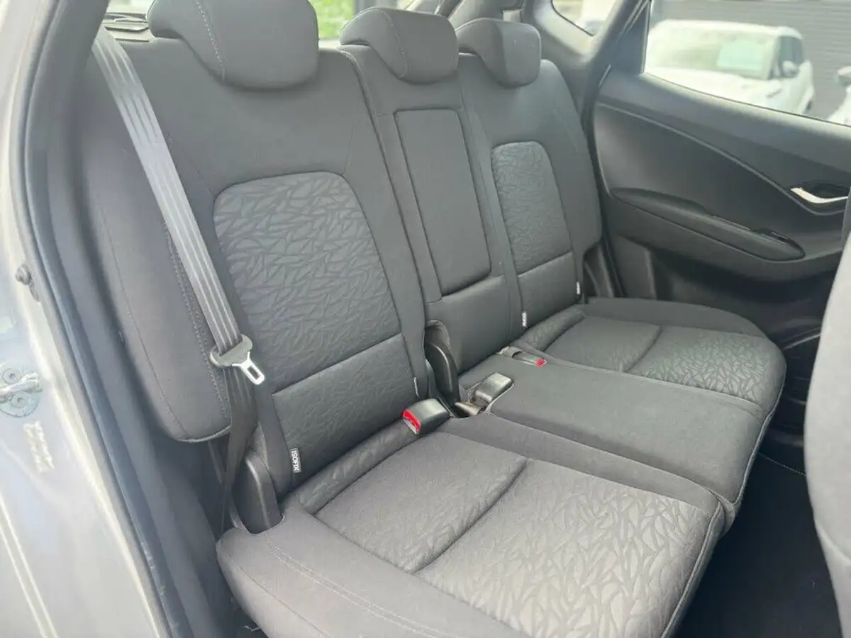 2011-hyundai-ix20-14-active-big-8