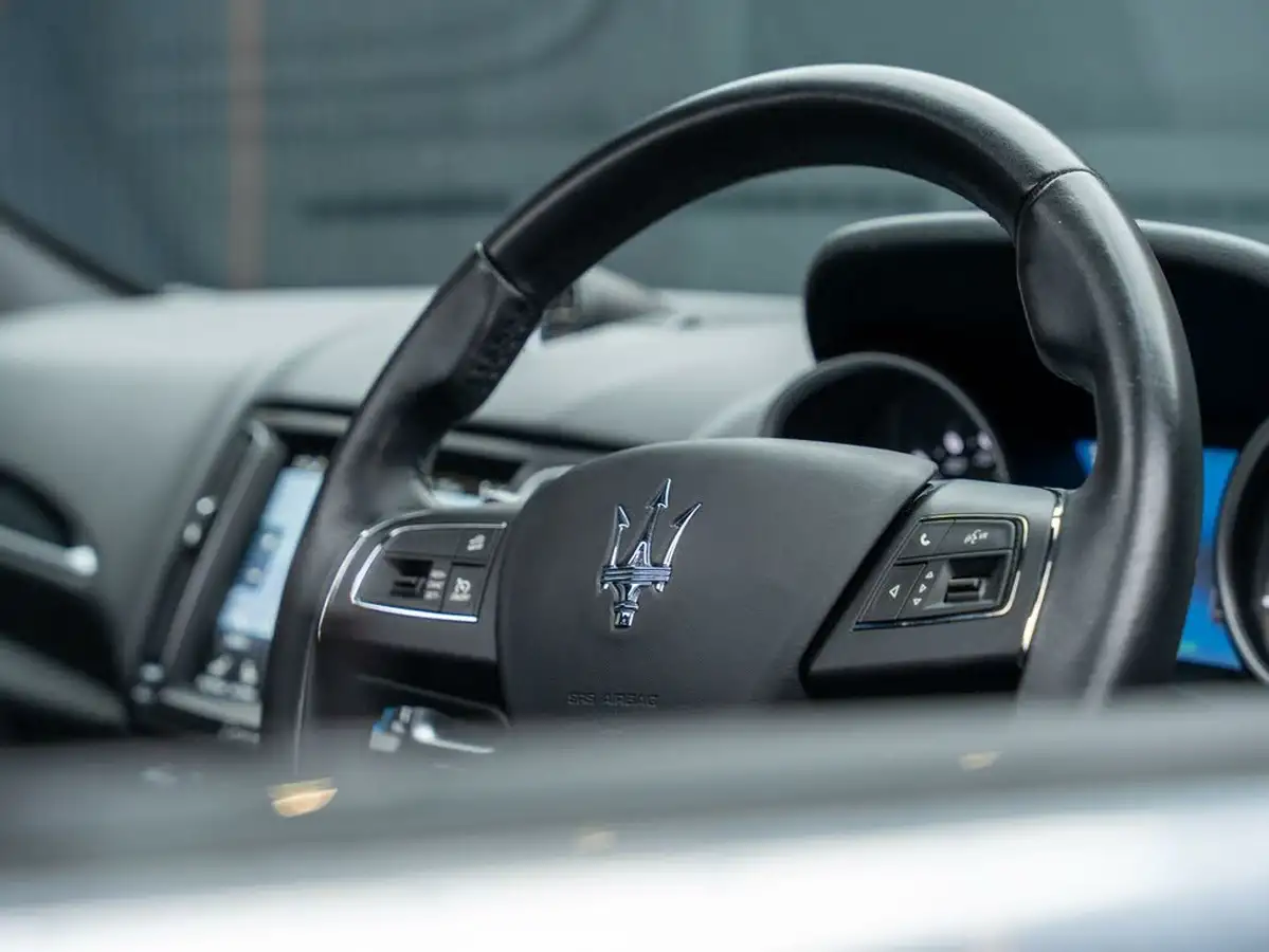 2020-maserati-levante-30-big-43