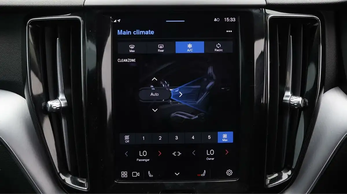2021-volvo-xc60-20-b5-momentum-big-11