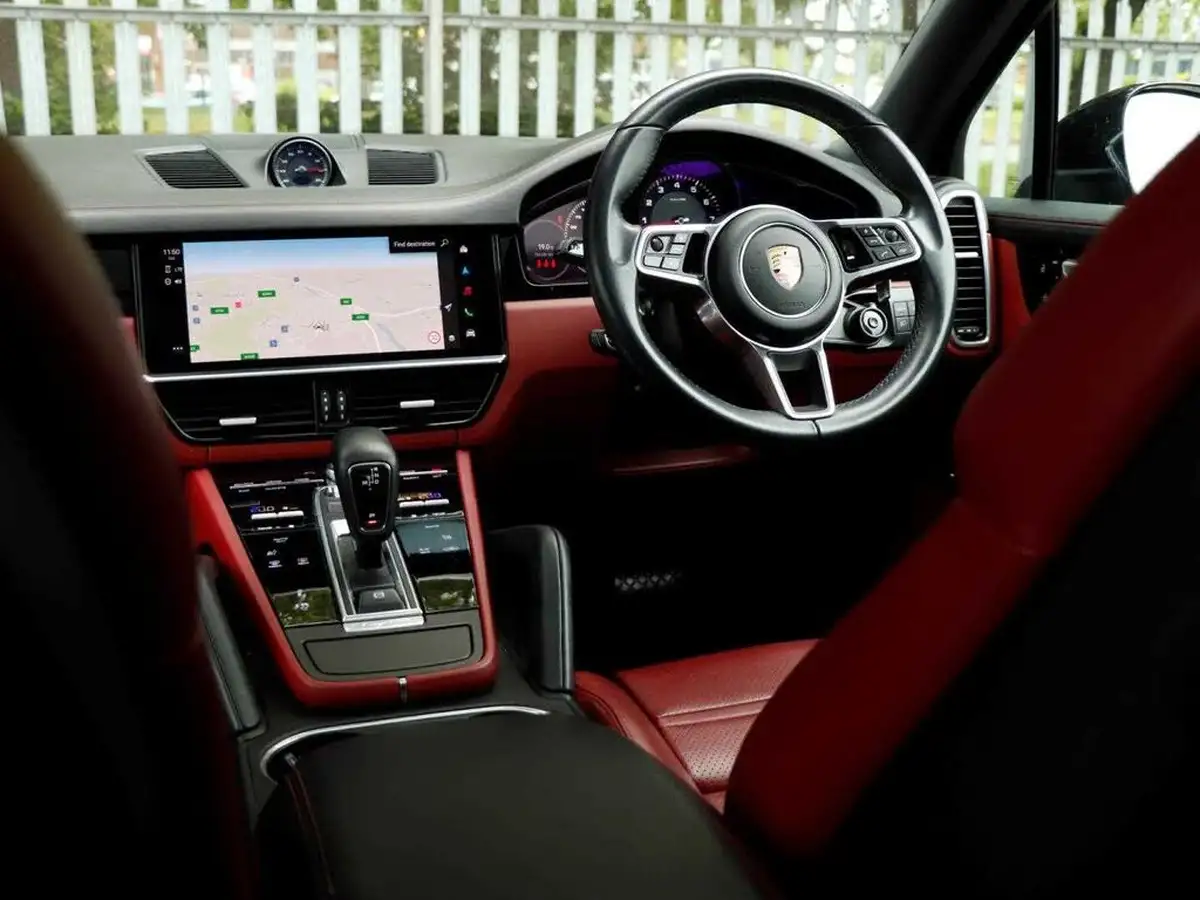 2023-porsche-cayenne-30-v6-340ps-station-wagon-big-11