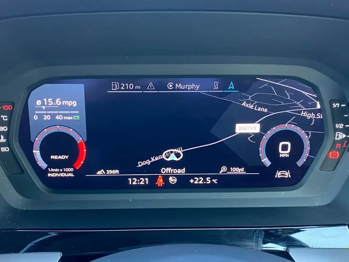 2020-audi-a3-10-30-tfsi-sport-110ps-saloon-4d-big-5