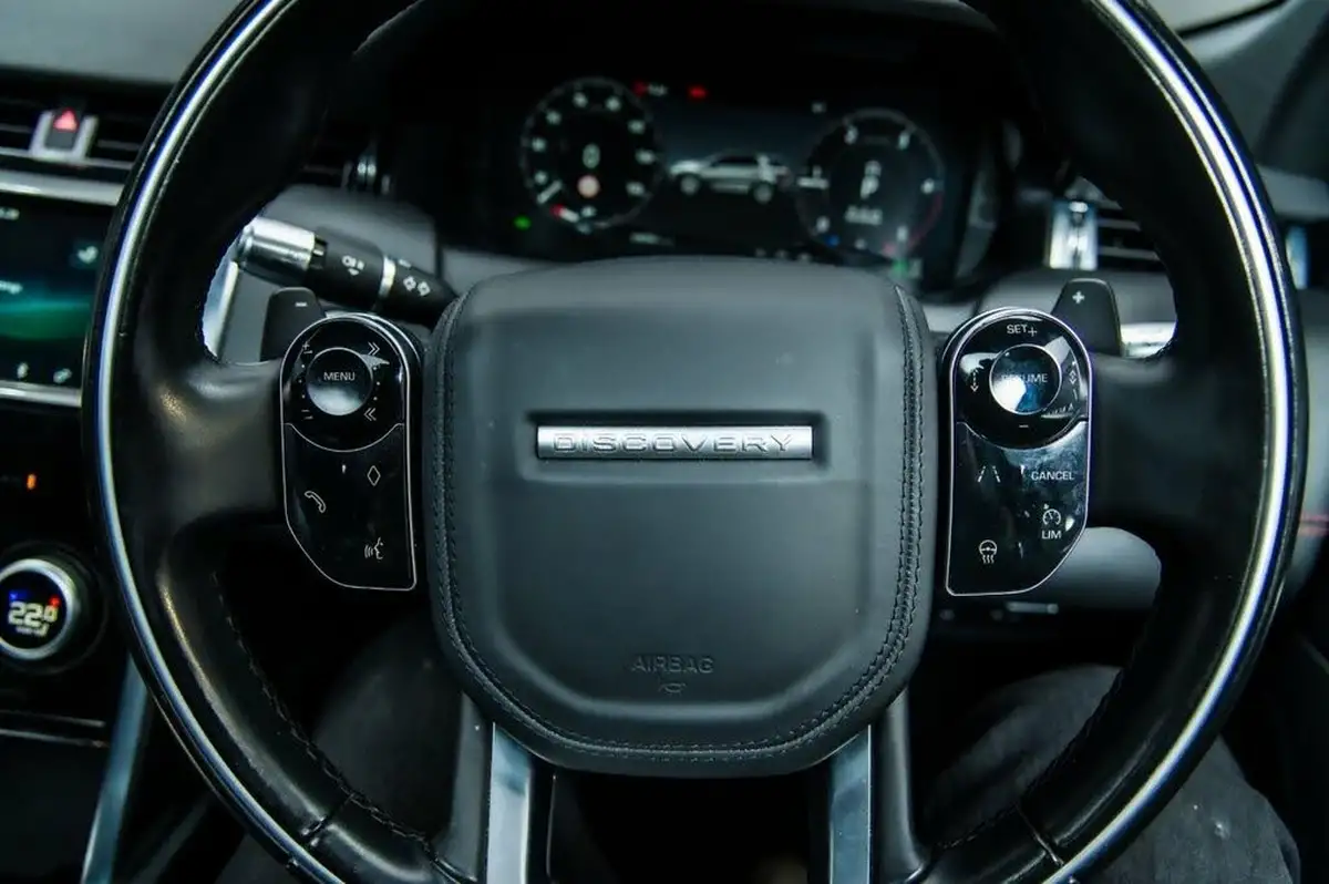 2020-land-rover-discovery-sport-20-d180-r-dynamic-hse-big-24