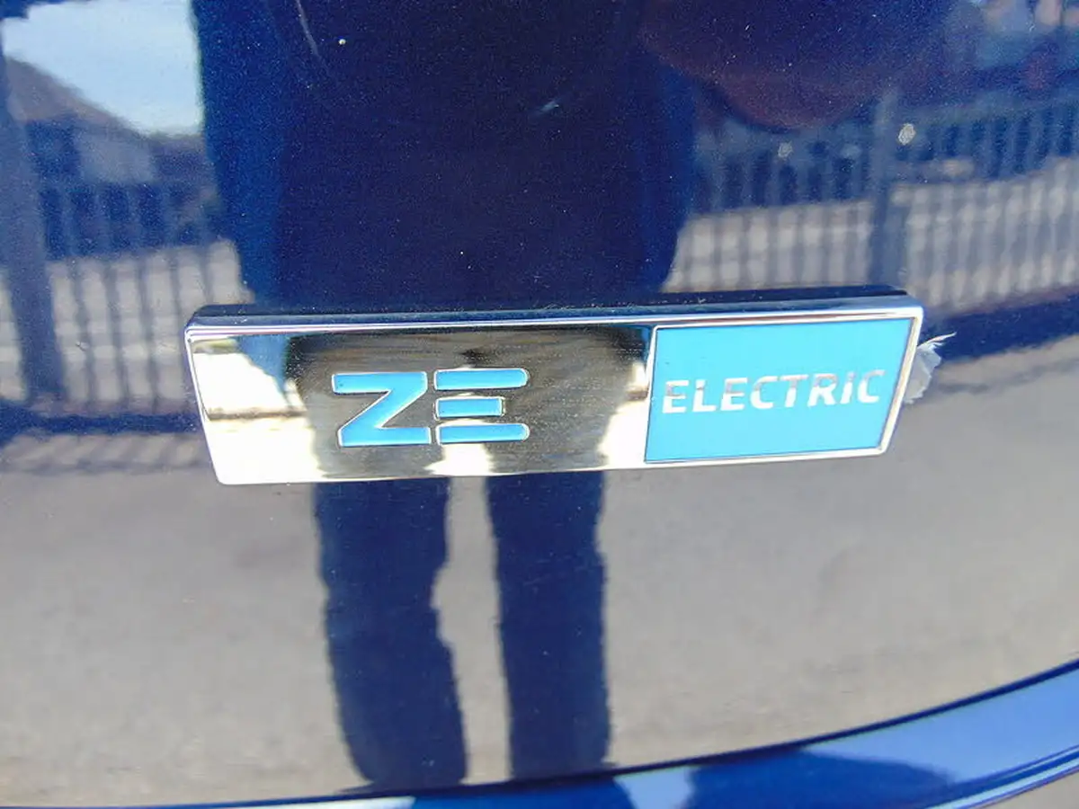 2022-renault-zoe-e-gt-line-big-43