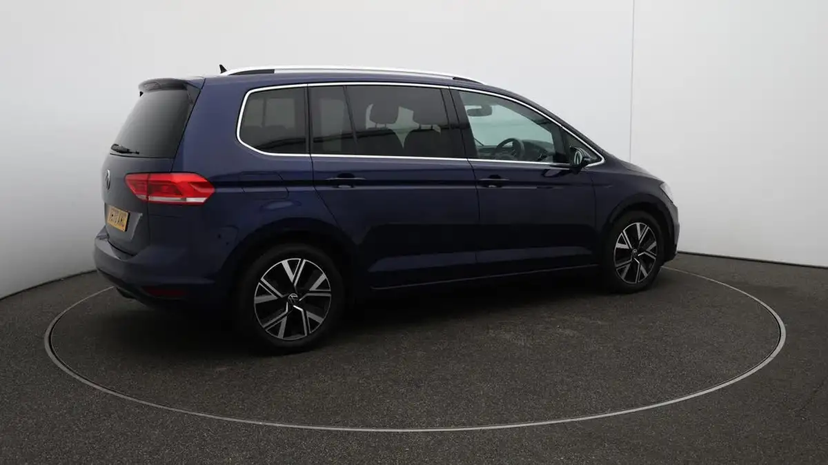 2020-volkswagen-touran-15-tsi-sel-dsg-big-46