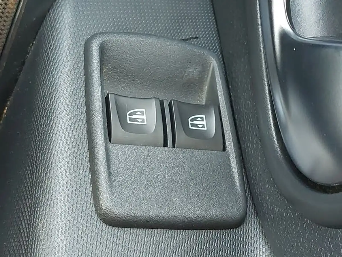 2019-dacia-sandero-stepway-09-tce-comfort-big-18