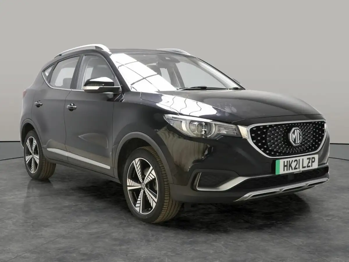 2021-mg-zs-suv-e-exclusive-ev-big-10