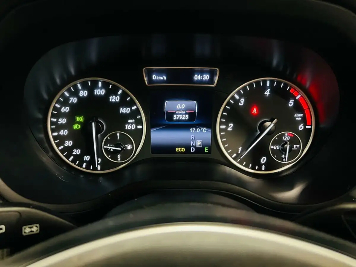 2014-mercedes-benz-b-class-15-cdi-b180-sport-15cdi-109bhp-7g-dct-big-31
