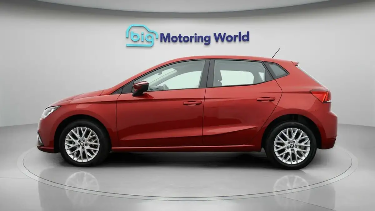 2019-seat-ibiza-10-mpi-se-technology-big-3