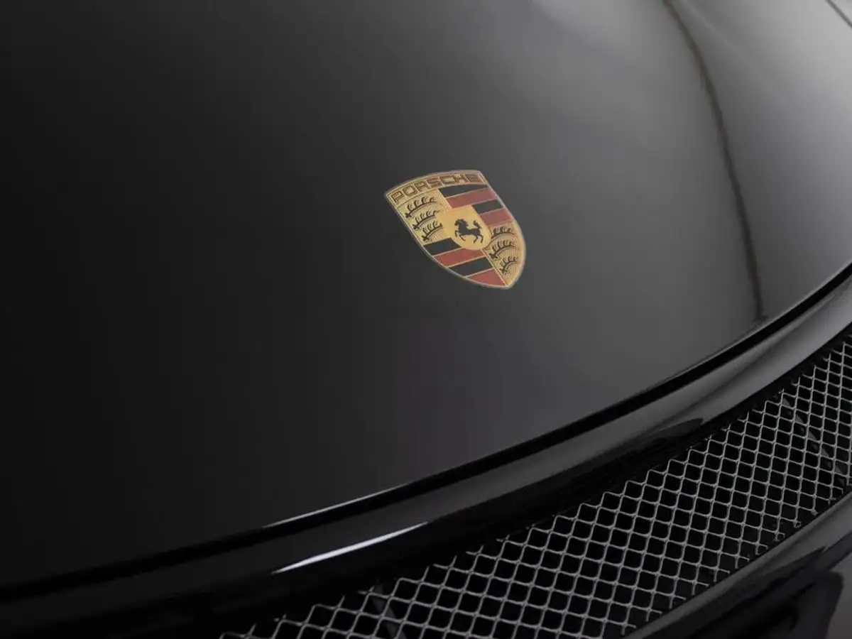 2018-porsche-911-40-gt3-rs-big-11