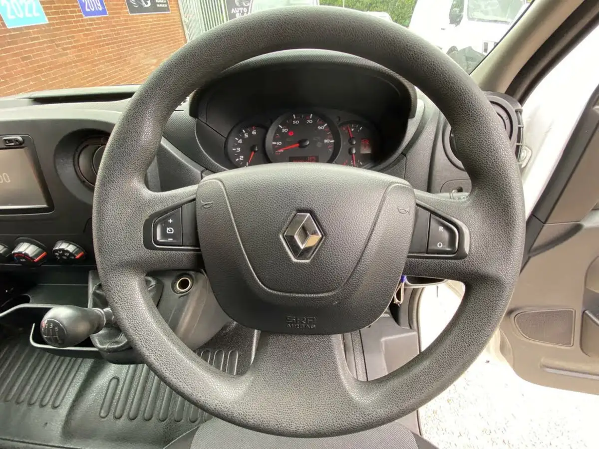 2018-renault-master-23dci-lhl35-145-business-big-34