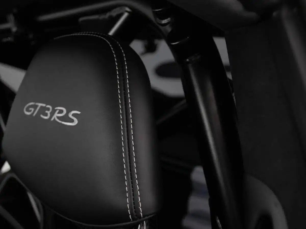2018-porsche-911-40-gt3-rs-big-59