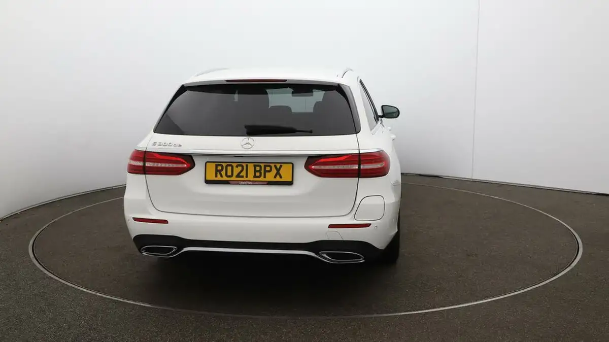 2021-mercedes-benz-e-class-20d-e300de-amg-line-edition-estate-5d-big-57