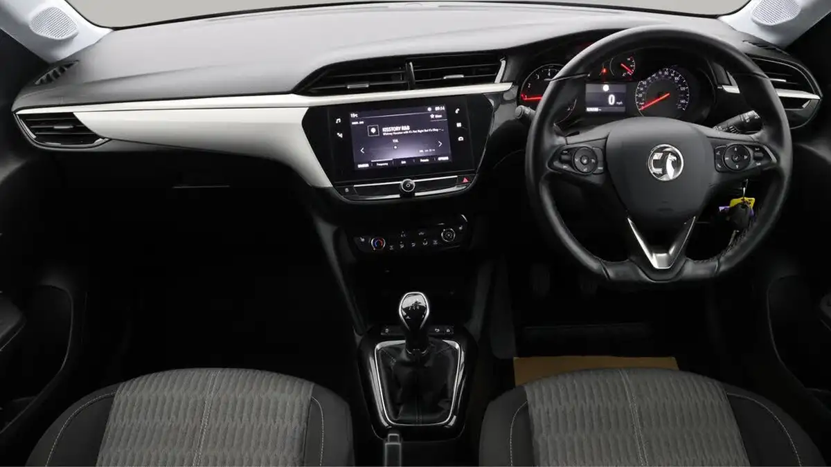 2021-vauxhall-corsa-12i-se-premium-big-12