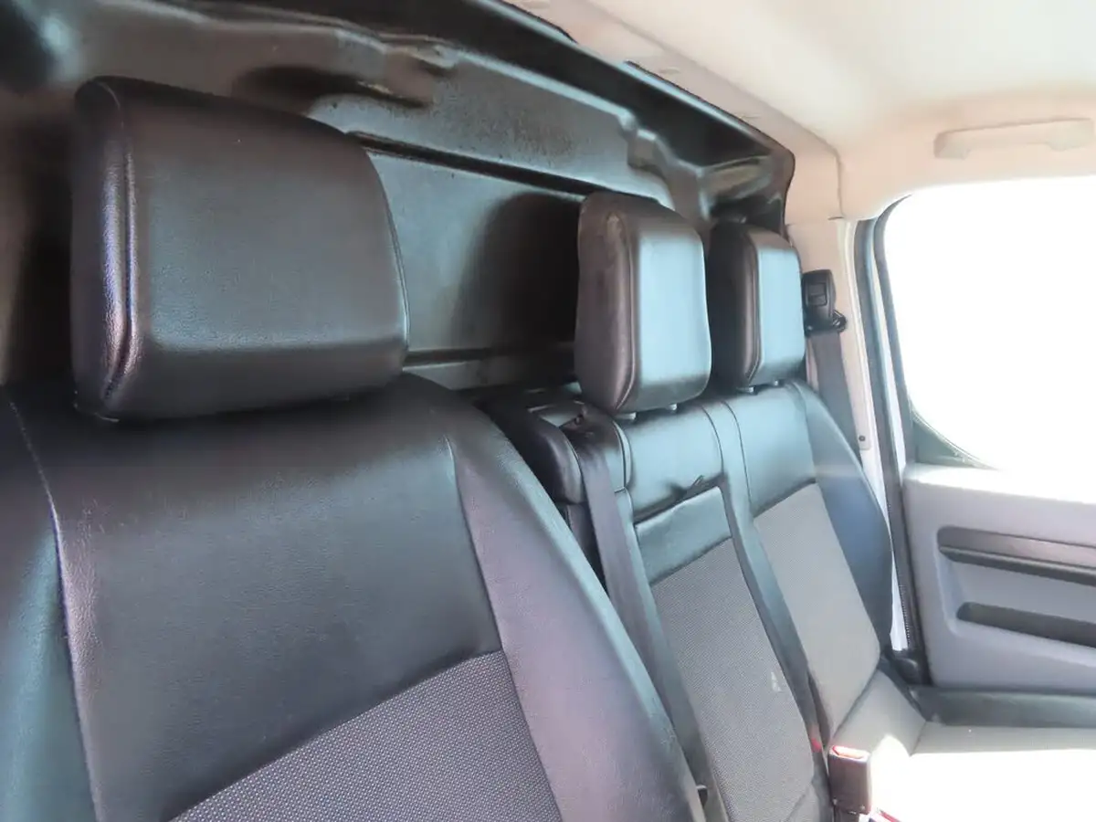 2020-citroen-dispatch-20bluehdi-enterprise-xl-1400-120pseu6d-ss-panel-big-35