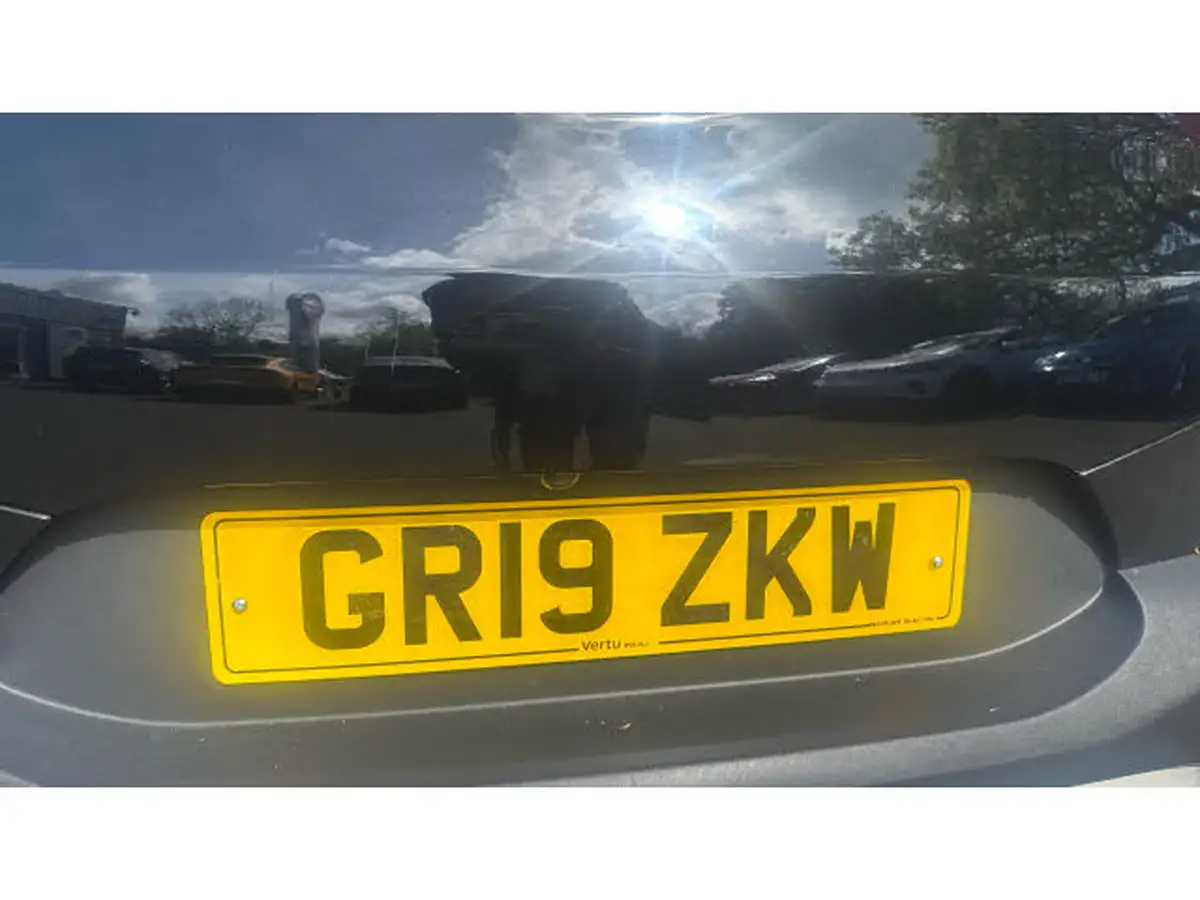 2019-kia-stonic-10-t-gdi-3-dct-big-22