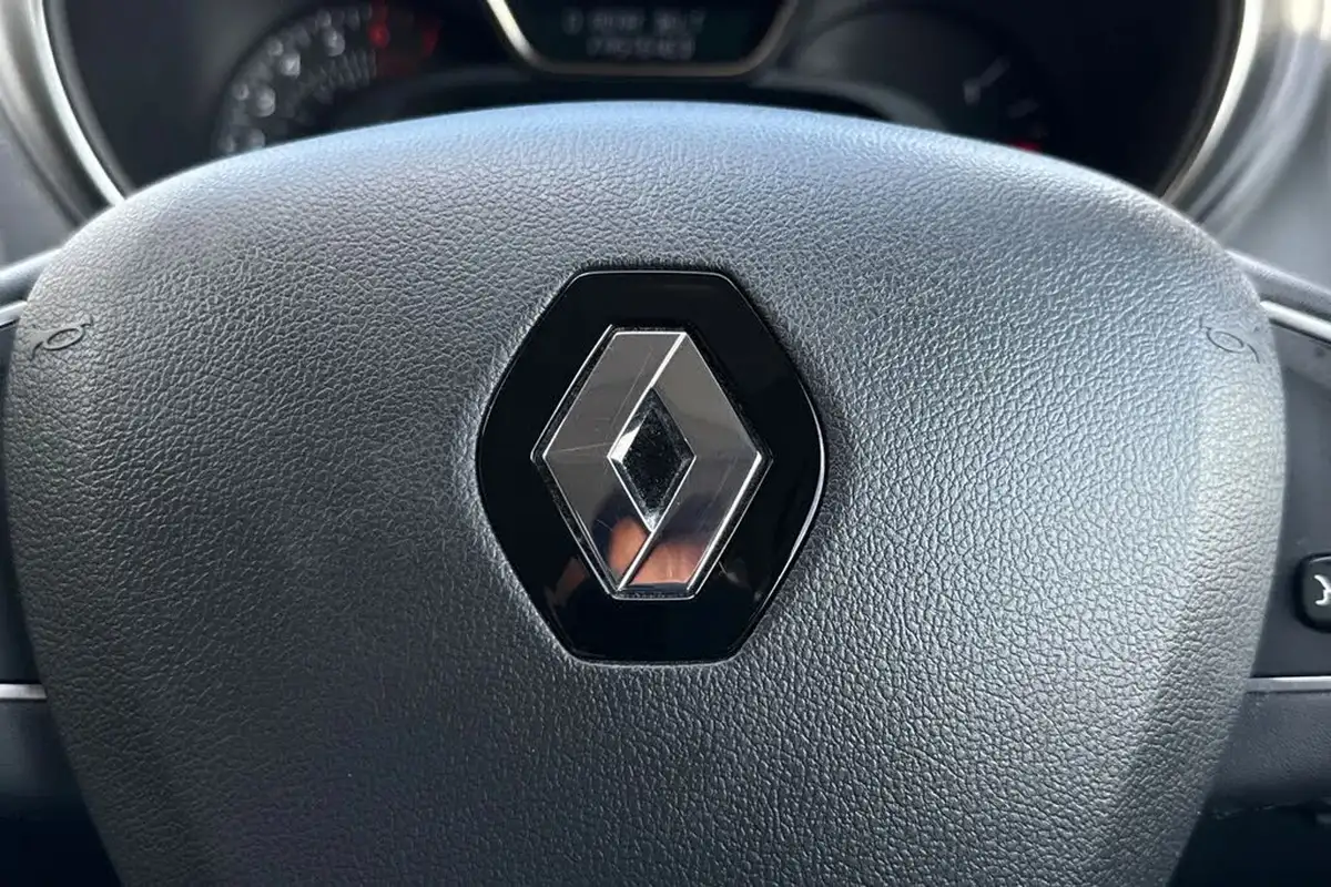 2019-renault-captur-13-tce-iconic-130bhp-ss-big-30